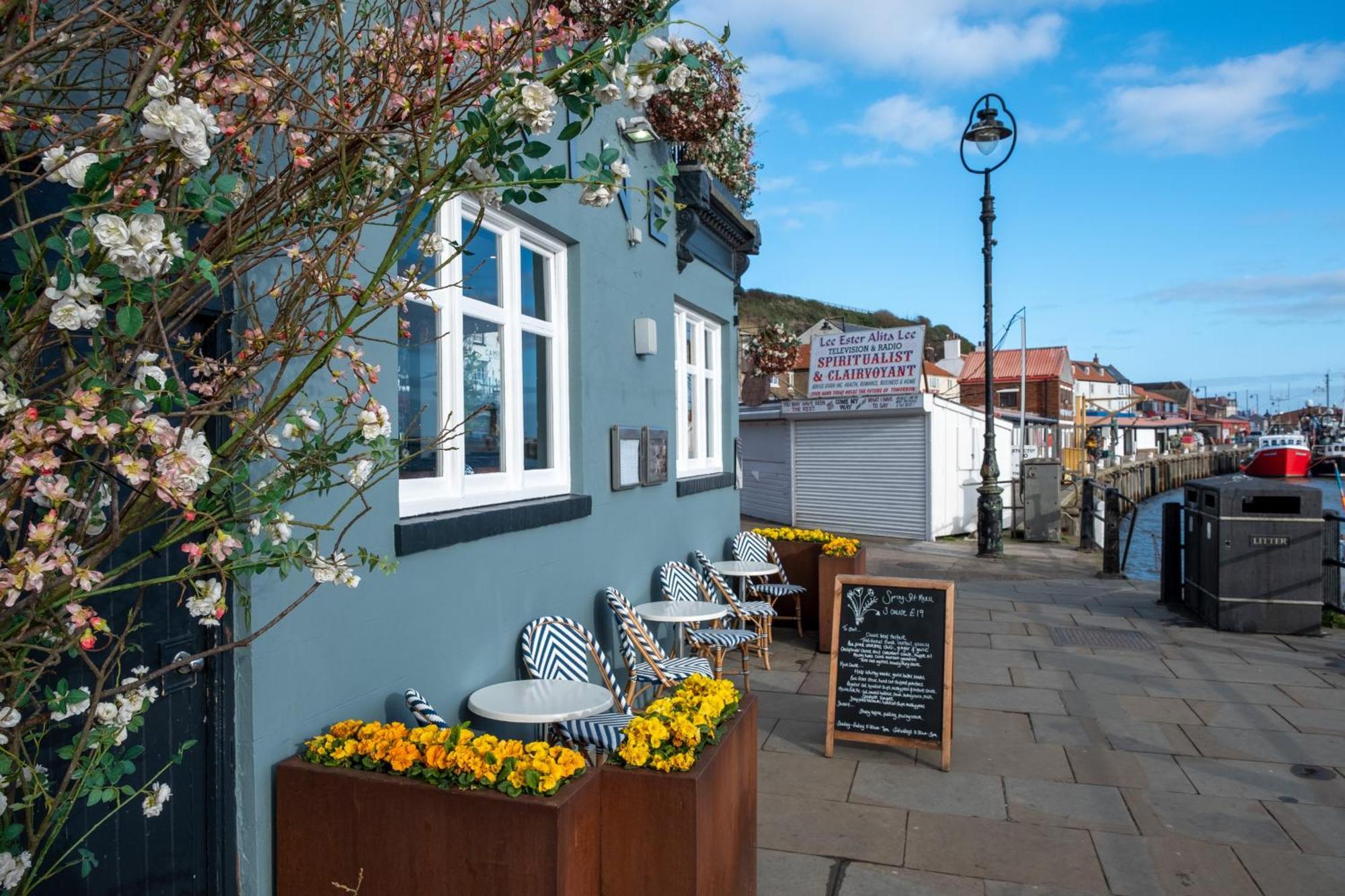 The Marine Hotel & Restaurant Whitby Exterior photo
